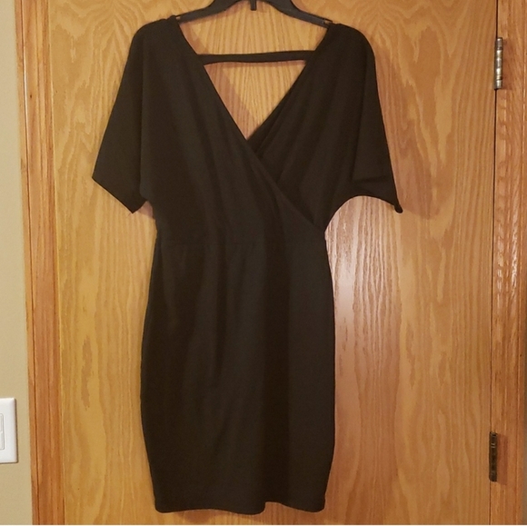 V-Neck Black Cocktail Dress - Picture 9 of 10